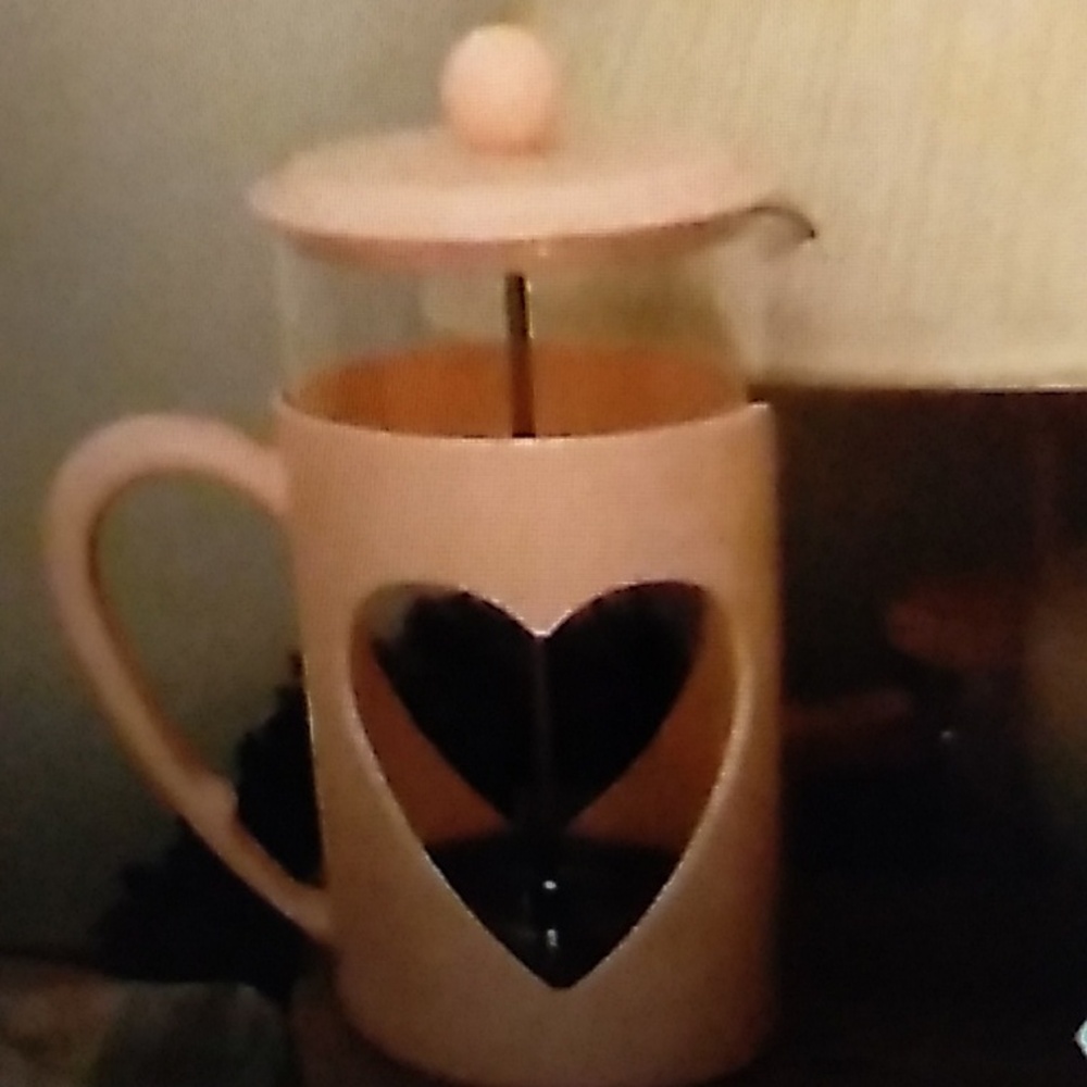 Paris Hilton Pink 8 Cup Coffee Press, Never Used Heart